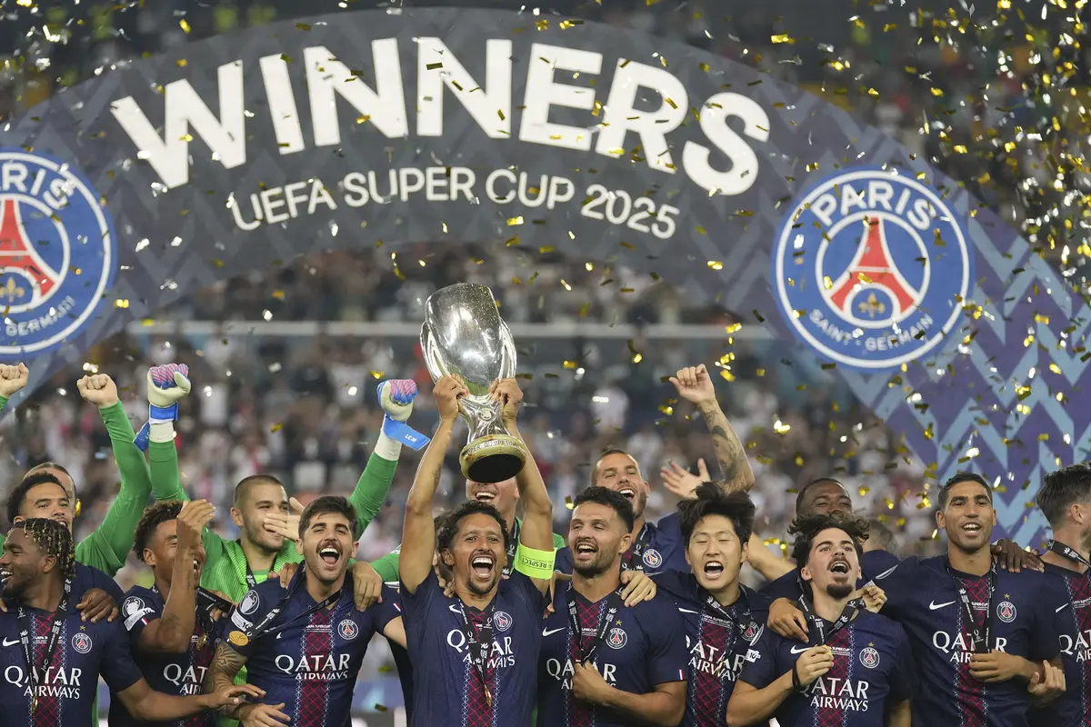 Foto: Mentalitas Paris! Kemenangan Historis PSG di Final Super Cup Lewat Comeback Manis
