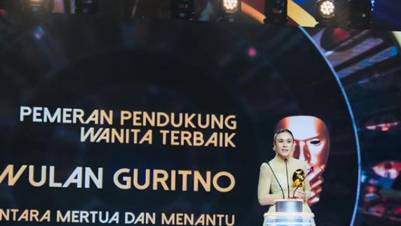 Potret Wulan Guritno Pakai Kebaya Brokat Model Bustier Drapery, Pancarkan Aura Feminin