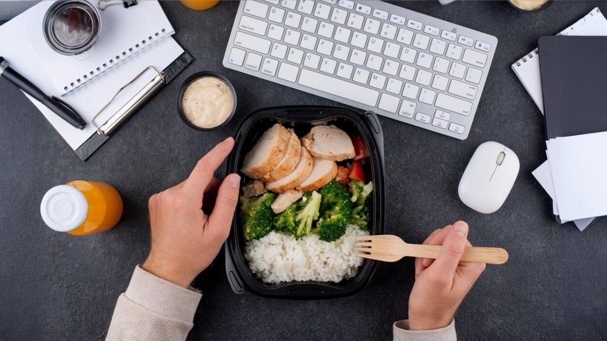 7 Ide Masakan untuk Bekal Suami yang Simpel dan Ramah di Kantong
