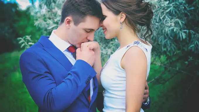 [Bintang] Cari Pasangan Serius? 3 Shio Ini Bisa Kamu Gebet!