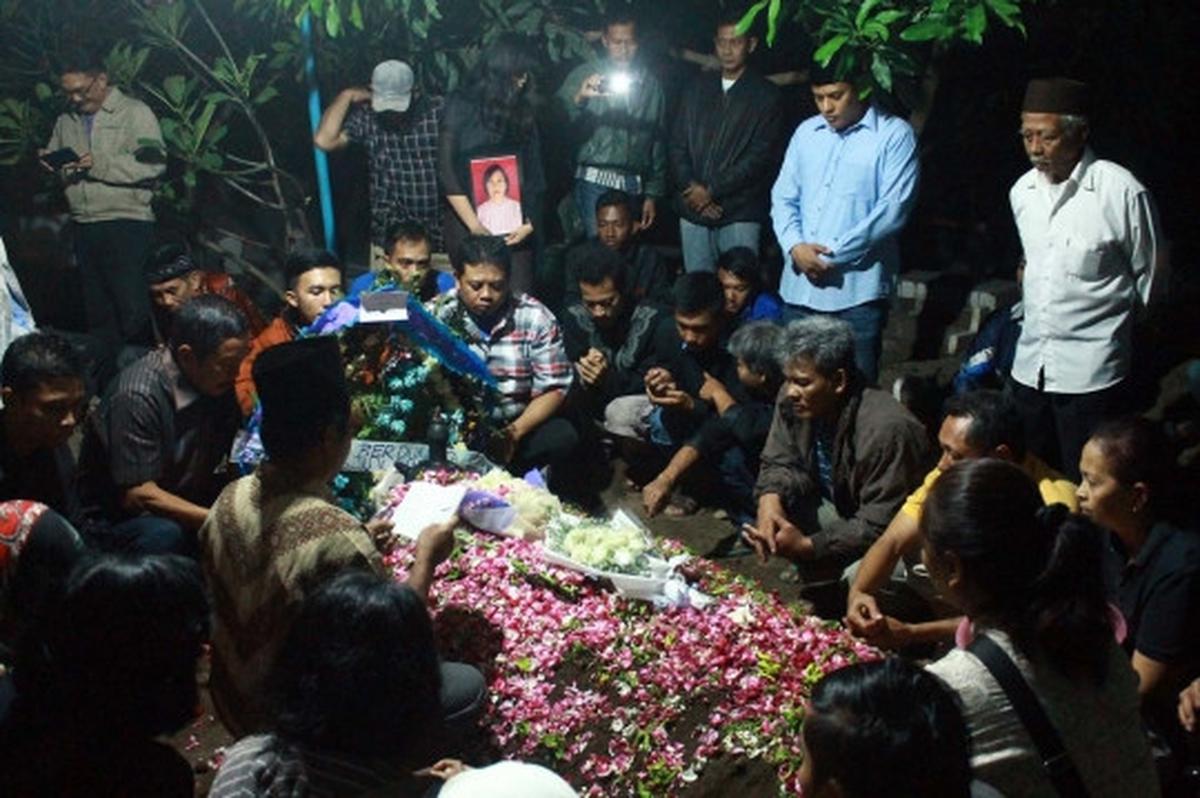 Tiba malam hari, korban Hercules asal Kediri langsung dimakamkan