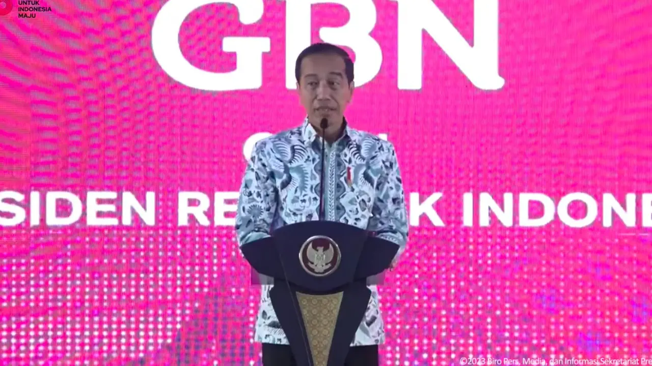 Presiden Jokowi saat menghadiri acara Gelar Batik Nusantara di Senayan Park Jakarta. (Istimewa)