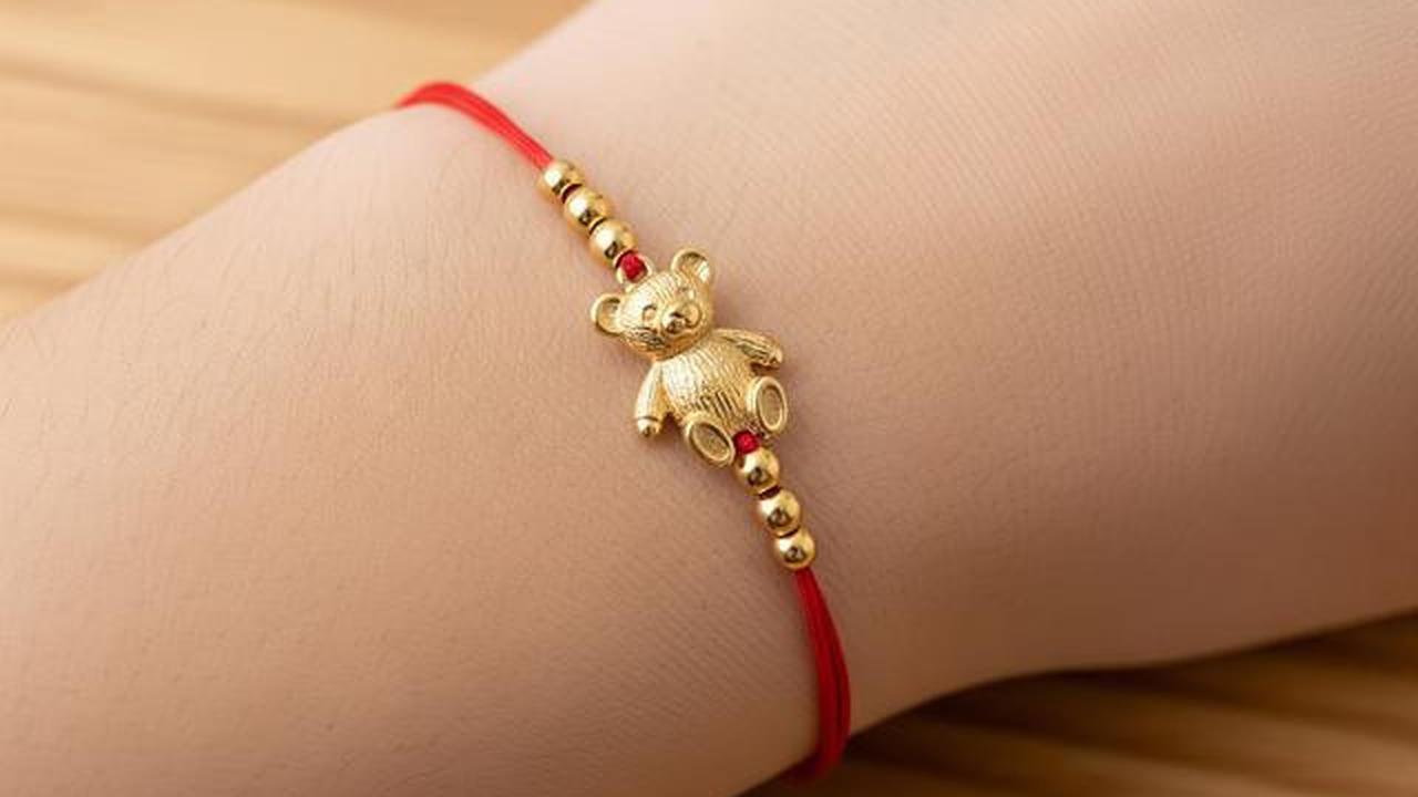 7 Gelang Emas Tipis Tali Merah 1,5 Gram Stylish Anak Muda untuk Gaya Sehari-Hari