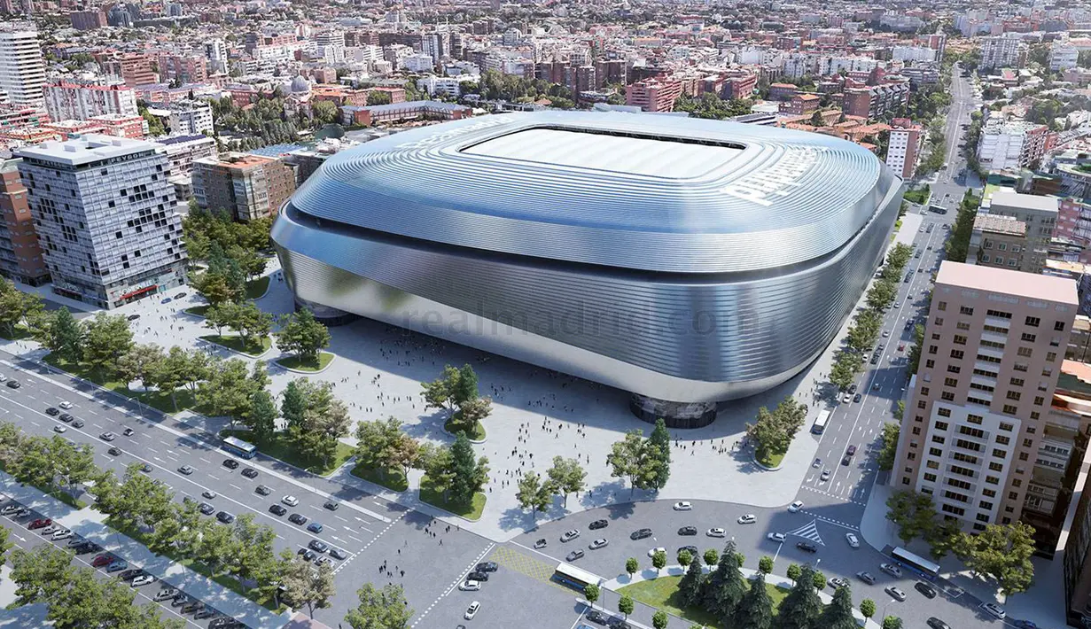 Visualisasi Stadion Santiago Bernabeu setelah direnovasi terlihat dalam gambar selebaran yang dirilis pada Selasa (2/4). Biaya perombakan Stadion Santiago Bernabeu cukup fantastis, 500 juta euro atau nyaris Rp 8 Triliun. (Real Madrid/Handout via REUTERS)