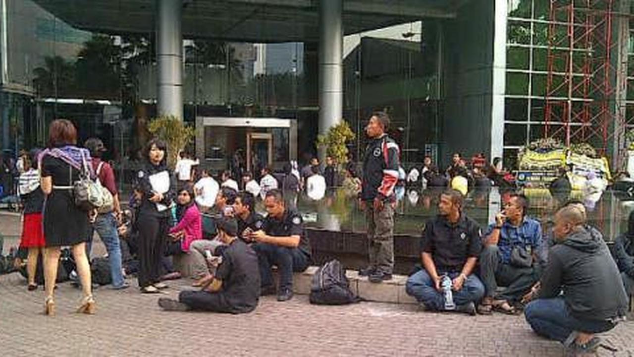 Genset Trans Corp meledak, karyawan dievakuasi