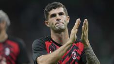 Tampil bersama salah satu tim besar Eropa seperti AC Milan, tentu akan menanggung beban berat bagi seoarang pemain, apalagi jika itu terjadi pada awal musim saat para pemain masih dalam proses adaptasi. Namun 5 pemain berikut mampu membuktikan kapasitasnya dengan langsung tampil tajam di awal musim. Siapa saja kelima pemain tersebut? Simak uraiannya berikut ini. (AP Photo/Luca Bruno)