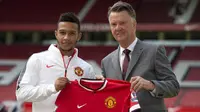 Van Gaal Tak Ingin Depay Bernasib Sama dengan Di Maria