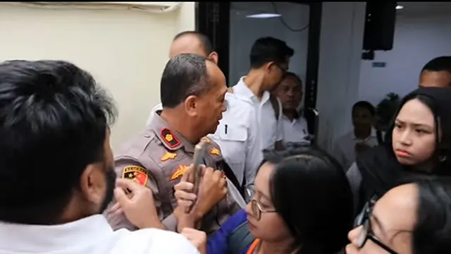 Ketegangan Saat Praperadilan Delpedro Cs di PN Jaksel