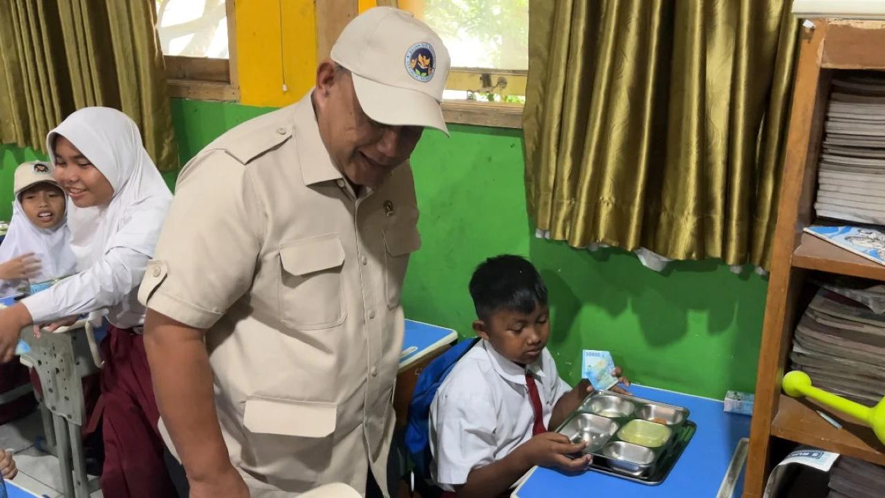 Unik! Kepala BGN Beri Rp50 Ribu ke Siswa yang Lahap Makan Sayur MBG