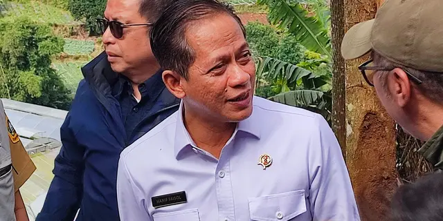 Menteri LH Desak Pencabutan Izin Usaha di Puncak Pasca Kejadian Banjir dan Longsor
