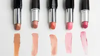 Perbedaan Lipstik Matte dan Velvet, Mana yang Lebih Cocok untuk Bibir?