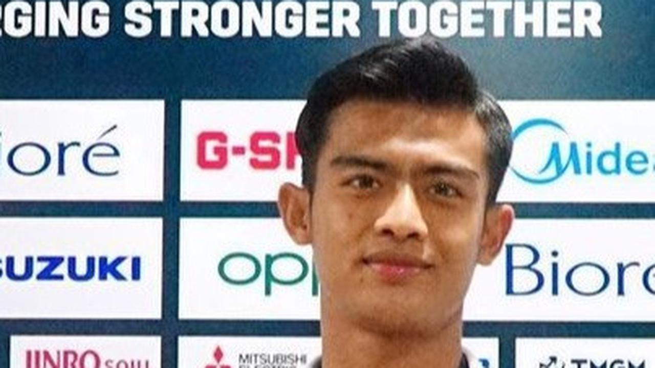 Arhan juga didapuk sebagai Brand Ambassador Mizuno yang merupakan produk olahraga. Ia juga menjadi BA PUBG Mobile Chicken Cup Indonesia. Tentunya ia mendapatkan bayaran tak sedikit sebagai BA.