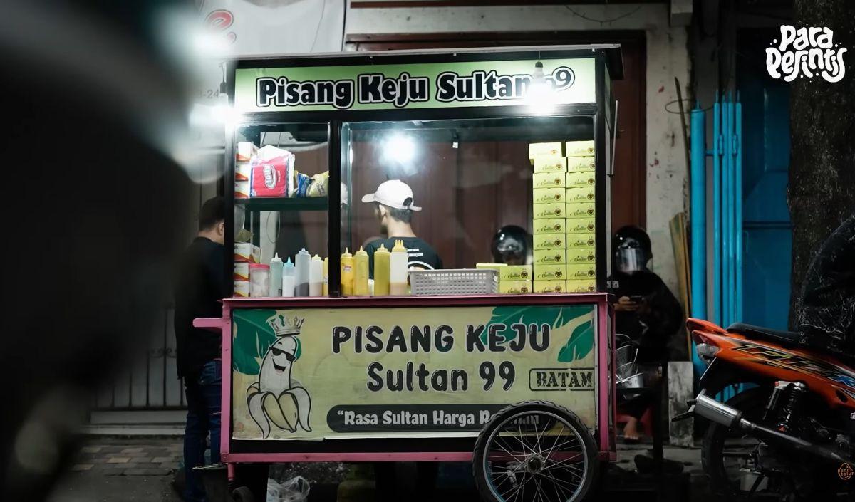 Selain komplain dari konsumen, Yongki mengaku tantangan terbesar usahanya yakni ketika menjelang musim hujan. Sebab pada waktu tersebut sulit untuk menemukan pisang karena kondisi jalan yang tak mendukung.<br>
