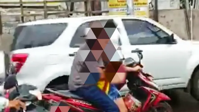 Video mesum di jalanan viral di media sosial (Foto: Tangkapan Layar/Istimewa)