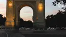 Pemandangan monumen Arcul De Triumf atau The Arch of Triumph di Jalan Kiseleff, Bucharest, Rumania, Sabtu (30/9/2023). (Liputan6.com/Herman Zakharia)
