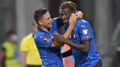 Italia berhasil menekuk Lithuania pada laga lanjutan grup C kualifikasi Piala Dunia 2022 zona Eropa dengan skor telak 5-0. Rekrutan anyar Juventus, Moise Kean terpilih menjadi man of the match pada laga tersebut. (Foto: AP/Luca Bruno)