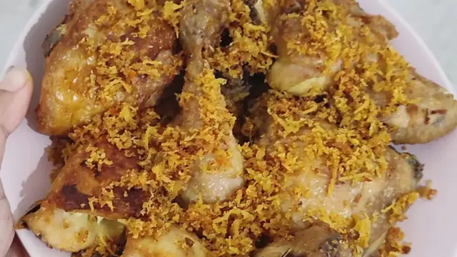 Ayam Goreng Serundeng Kemiri @DapurcelemekMe_tha84