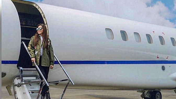 Kuliner ke Malang, Maia Estianty Naik Jet Pribadi - Celeb 