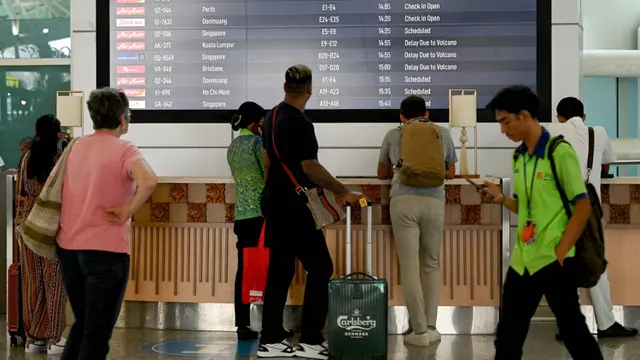 Penerbangan di Bandara I Gusti Ngurah Rai Ditunda
