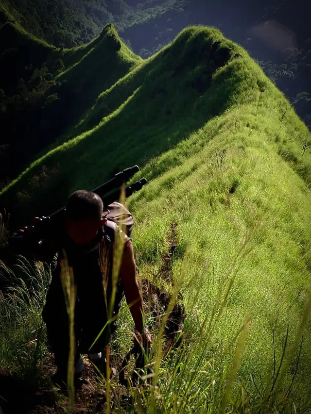 Gunung Piramid