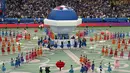 Suasana kemeriahan upacara pembukaan Piala Eropa 2016 jelang laga Prancis melawan Rumania di Stade de France, Prancis, Jumat (10/6/2016) atau Sabtu dini hari WIB. (AFP/Francisco Leong) 