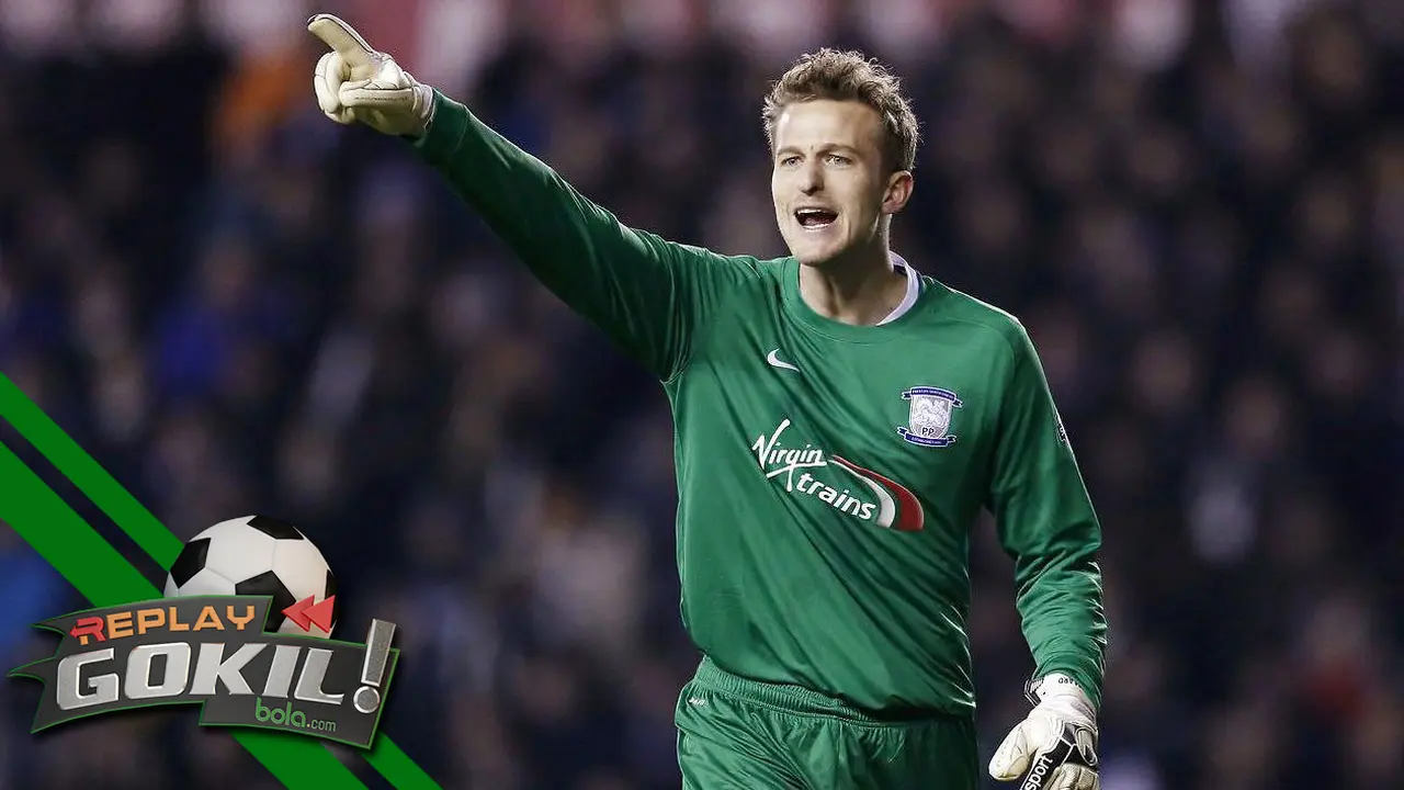 Replay Gokil: Lindegaard Beruntung Blundernya Diselamatakan Rekan