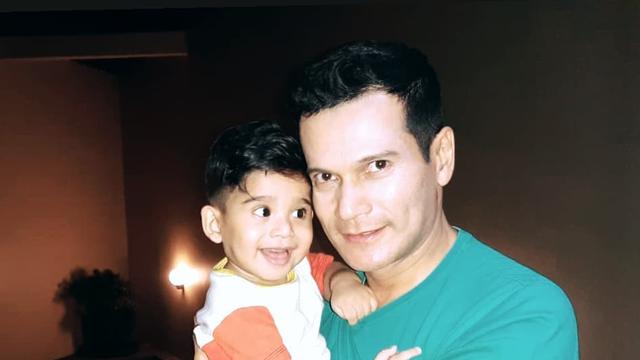 7 Potret Adam Jordan, Pesinetron 90-an yang Masih Eksis dan Awet Muda