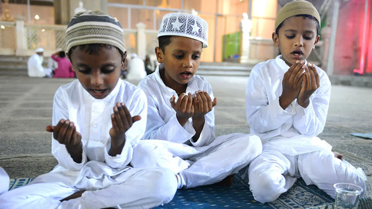 Uniknya Bulan Ramadan di 10 Negara Ini