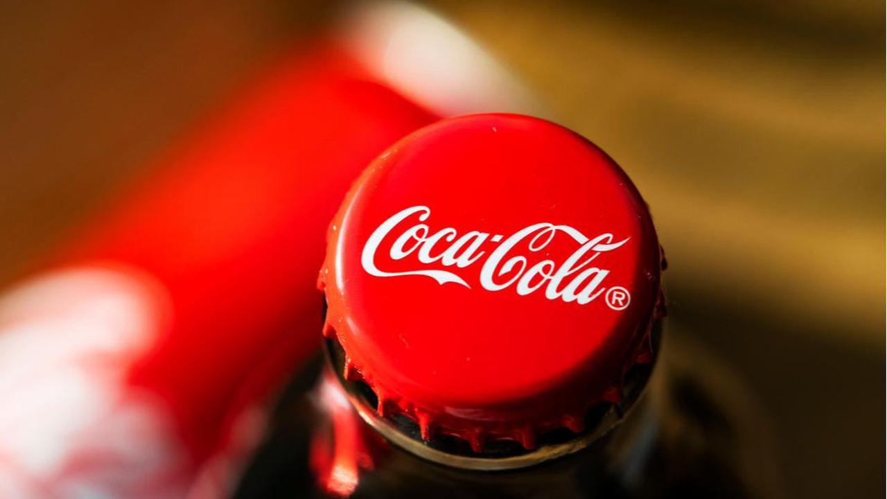 Trump Klaim Coca-Cola Balik Pakai Gula Tebu