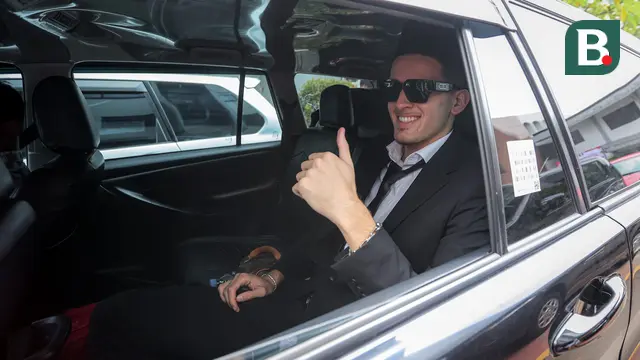Foto: Wajah Semringah Justin Hubner usai Disumpah Jadi WNI, Siap Perkuat Timnas Indonesia