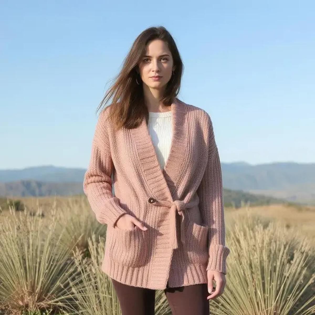 5 Jenis Cardigan yang Harus Kamu Punya untuk Mix and Match