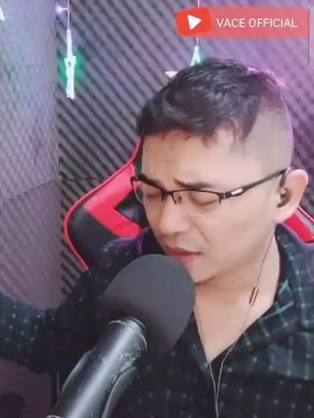 6 Potret Pria yang Viral Disbut Mirip Pasha Ungu, Wajah dan Suaranya Sama Persis