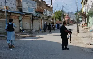 Bom Guncang Masjid di Pakistan, 15 Orang Tewas