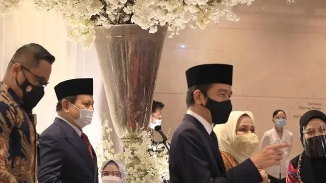 Jadi Saksi Nikah, Ini Potret Jokowi dan Prabowo di Akad Nikah Atta Aurel