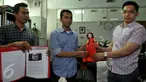 Aliansi Mahasiswa Peduli Parlemen mendatangi Mahkamah Kehormatan Dewan (MKD) DPR, Jakarta, Senin (21/9/2015). Mereka meminta MKD mengusut Puan Maharani dan Tjahjo Kumolo yang rangkap  jabatan sebagai anggota DPR dan Menteri. (Liputan6.com/Johan Tallo)