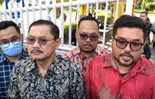 Dekan FK Unair Datangi Rektorat Pertanyakan Alasan Pencopotan