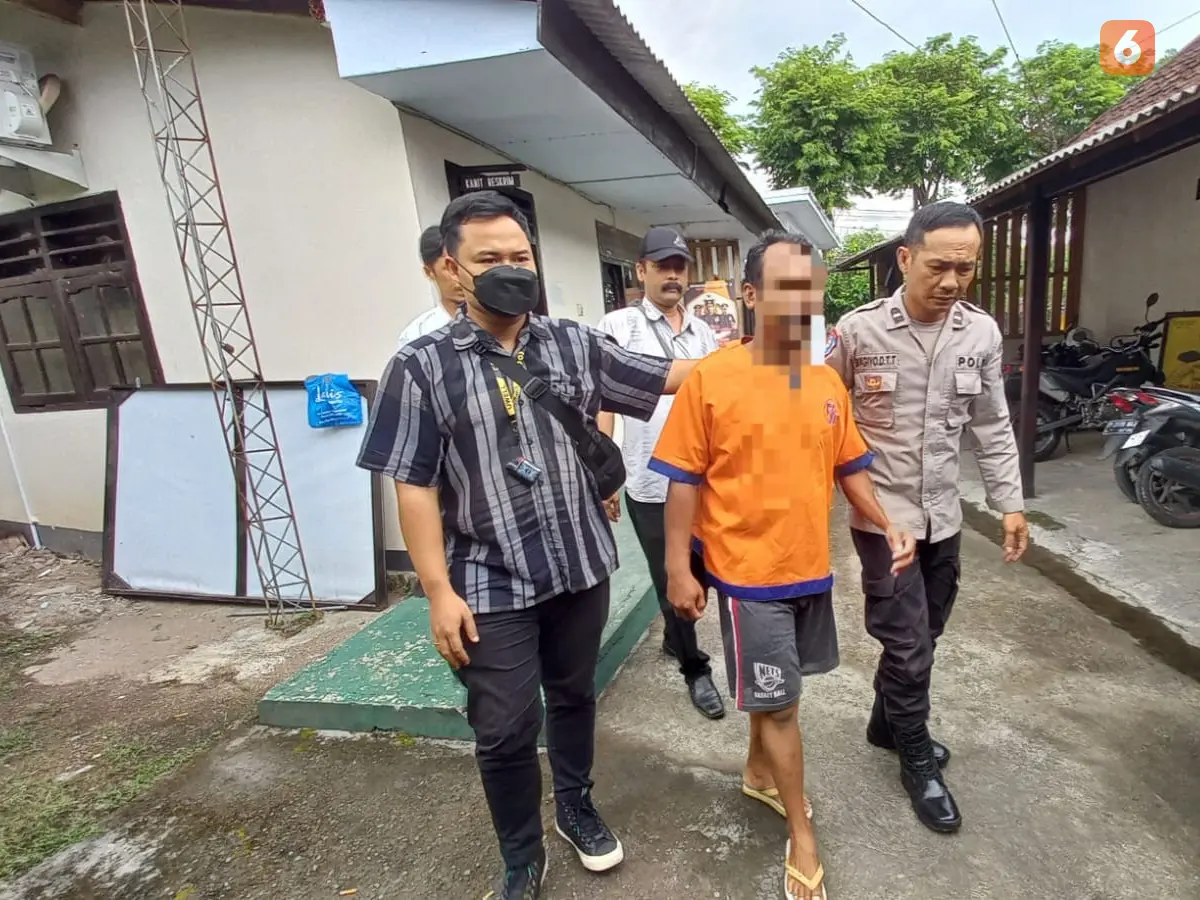 Kepala Sekolah di Banyuwangi Cabuli 3 Siswi Sering Menonton Video Porno -  Surabaya Liputan6.com