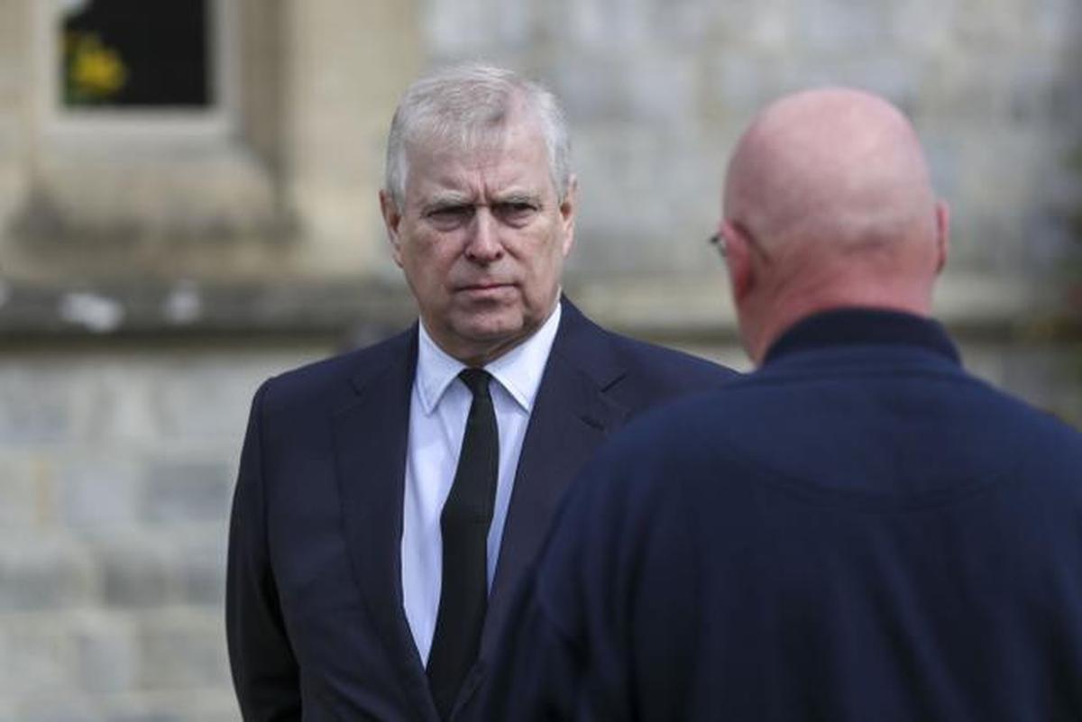 Eks Pangeran Andrew Keluar Royal Lodge Lebih Cepat Usai Epstein Files Ungkap Foto Sisi Gelapnya
