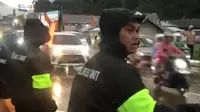 Aksi Simpatik Jurnalis Garut jadi 'Polisi Dadakan' Amankan Jalur Arus Balik Pemudik