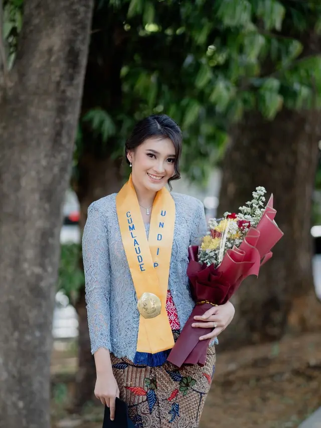 Monica Sembiring (Instagram/monica.kezia)