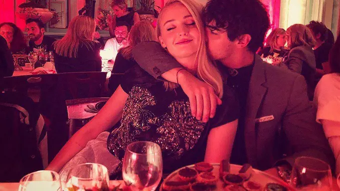 Sophie Turner dan Joe Jonas (Instagram/ sophiet)