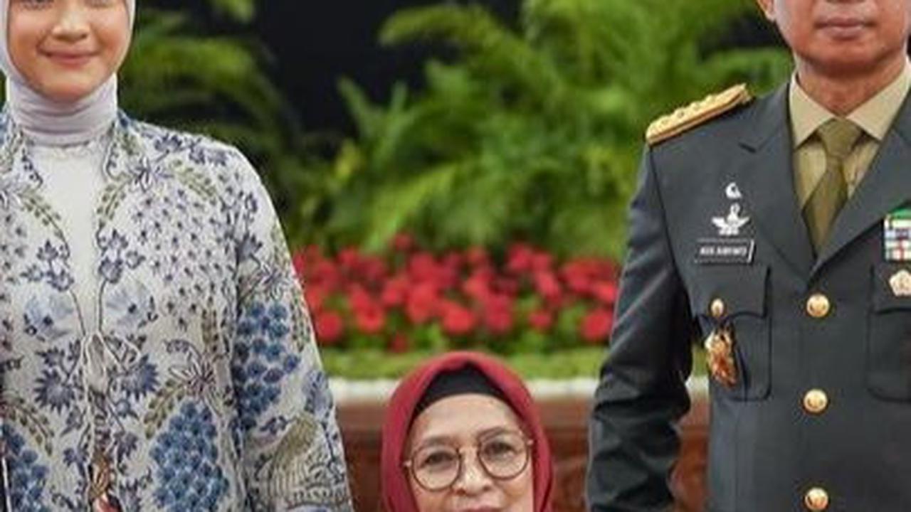 Ini momen KSAD Agus Subiyanto bersama istri dan ibunya. Keduanya menjadi pendukung kesuksesan.