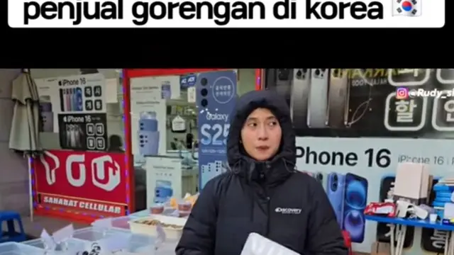 WNI Jual Gorengan Bakwan hingga Arem-arem di Korea Selatan, Penjual dan Pembeli Logatnya Bahasa Jawa. (Dok: TikTok @rudy_si)