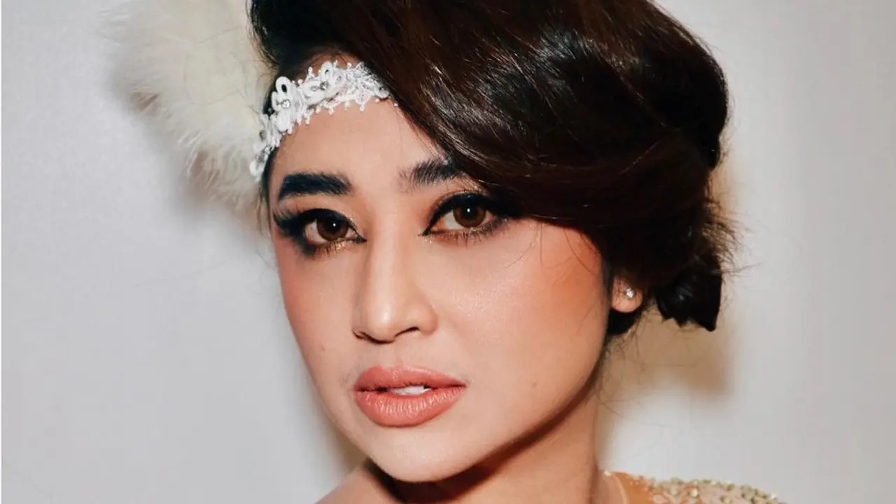 Dewi Perssik. (Foto: Dok. Instagram @dewiperssik9)