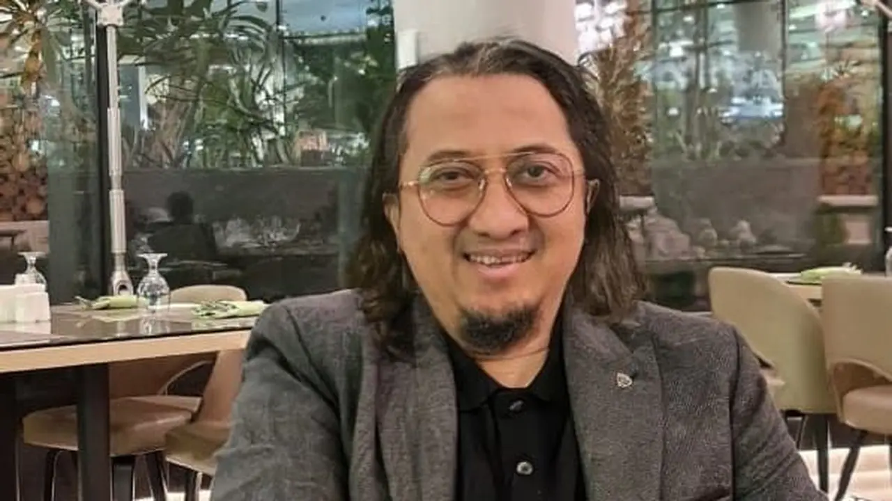 Lagi Jadi Sorotan, Ini 6 Potret Transformasi Ustaz Yusuf Mansur dari Muda Hingga Kini