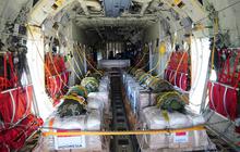 TNI AU Kerja Sama dengan AU Yordania Sukses Kirim Bantuan ke Gaza via Pesawat Hercules