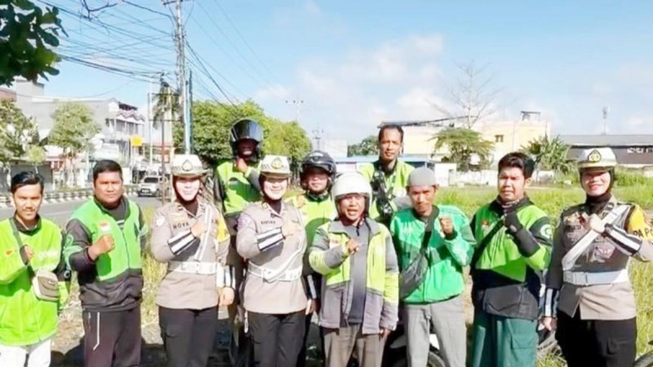 Ditlantas Polda Kalsel Jadikan Ojol Sahabat Kamseltibcarlantas Melalui Program Humanis
