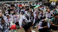 Ramai Isu Guru Honorer Dirumahkan Tahun Depan, Pemerintah Beri Penjelasan