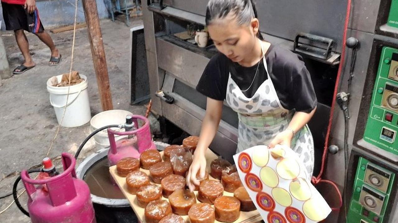Produksi Kue Keranjang Lampung Melonjak Jelang Imlek 2026, Harga Ikut Naik