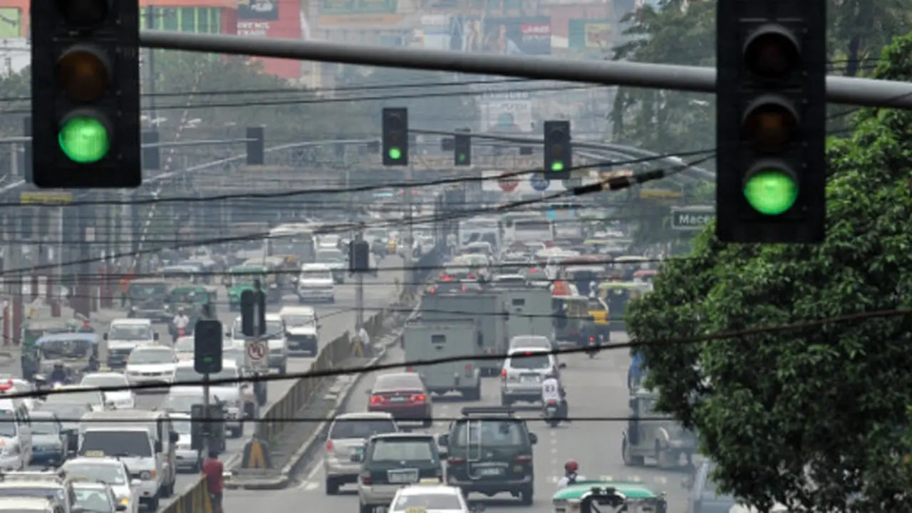 Selamat Ulang Tahun ke-100 Lampu Lalu Lintas!